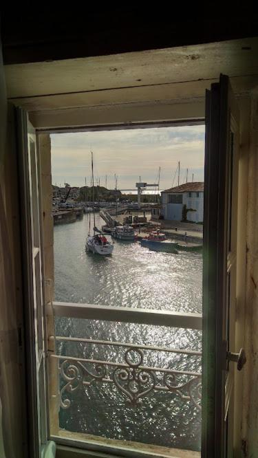 Le Corps De Garde Bed & Breakfast Saint-Martin-de-Re Bagian luar foto