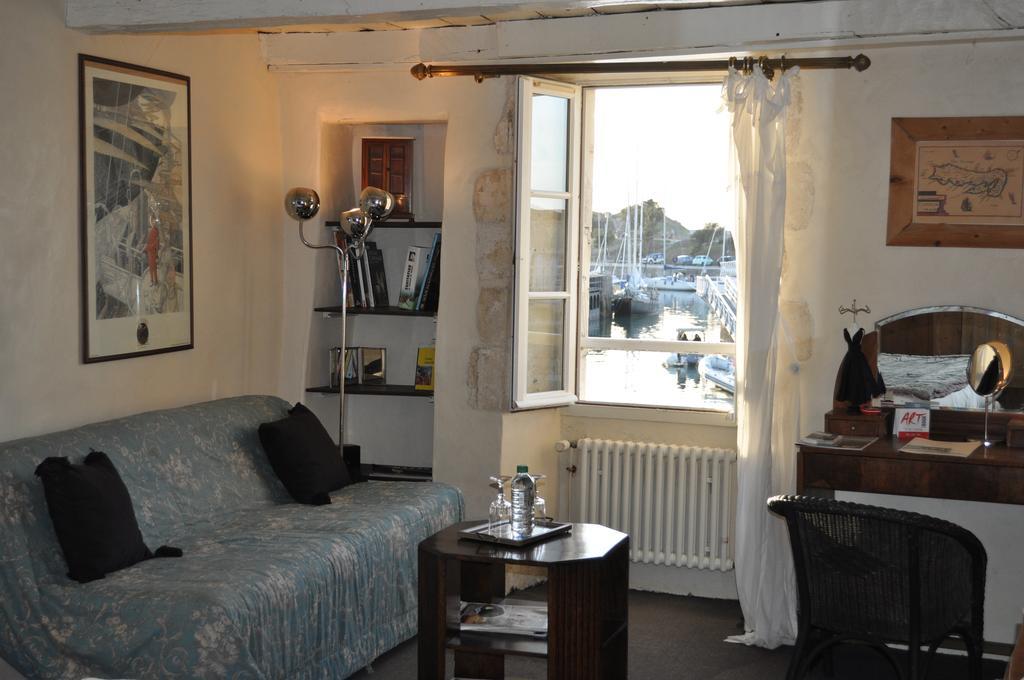 Le Corps De Garde Bed & Breakfast Saint-Martin-de-Re Bagian luar foto