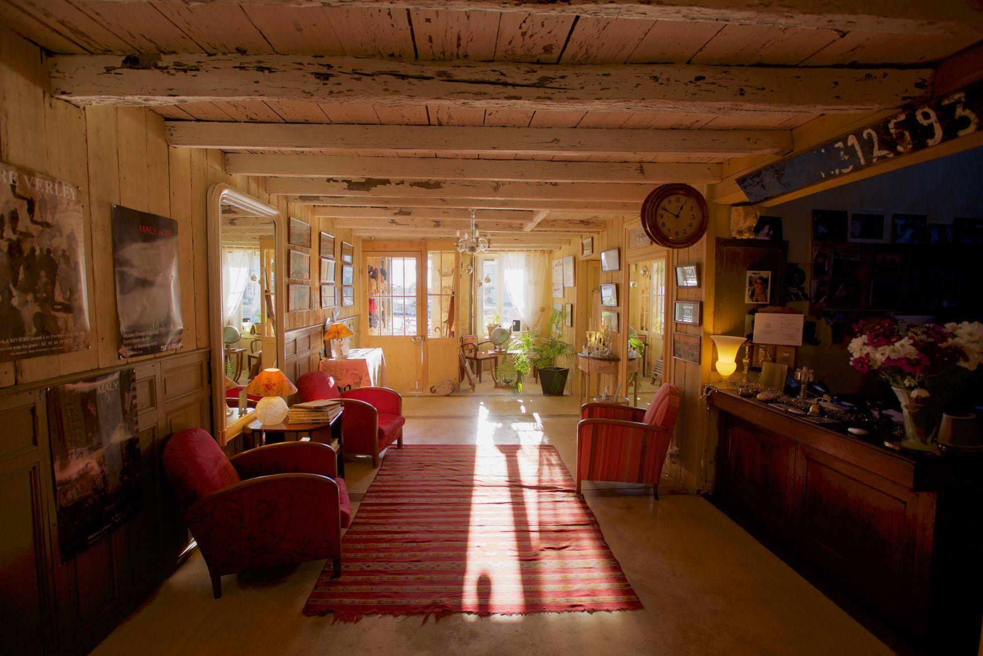 Le Corps De Garde Bed & Breakfast Saint-Martin-de-Re Bagian luar foto