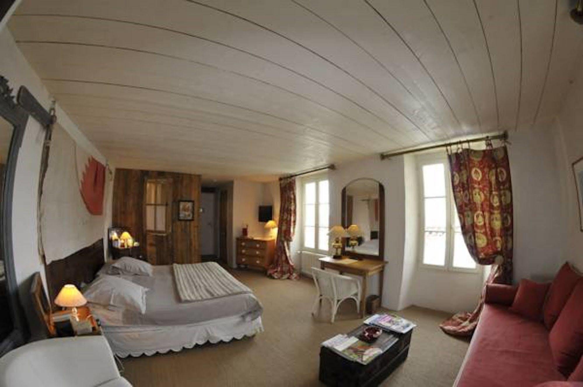 Le Corps De Garde Bed & Breakfast Saint-Martin-de-Re Bagian luar foto