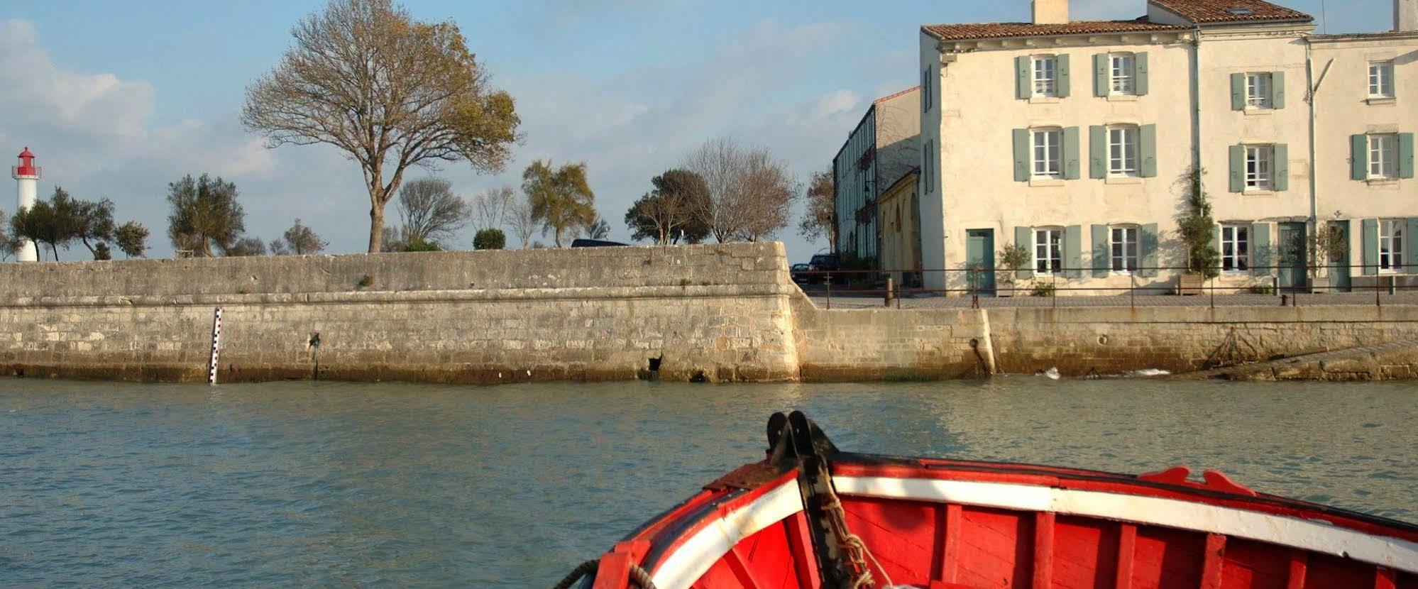 Le Corps De Garde Bed & Breakfast Saint-Martin-de-Re Bagian luar foto